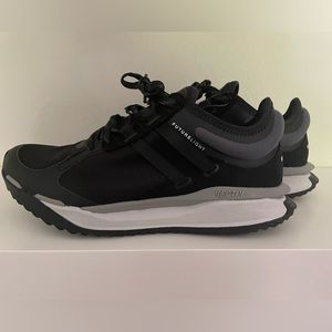 North Face women’s hiking sneakers